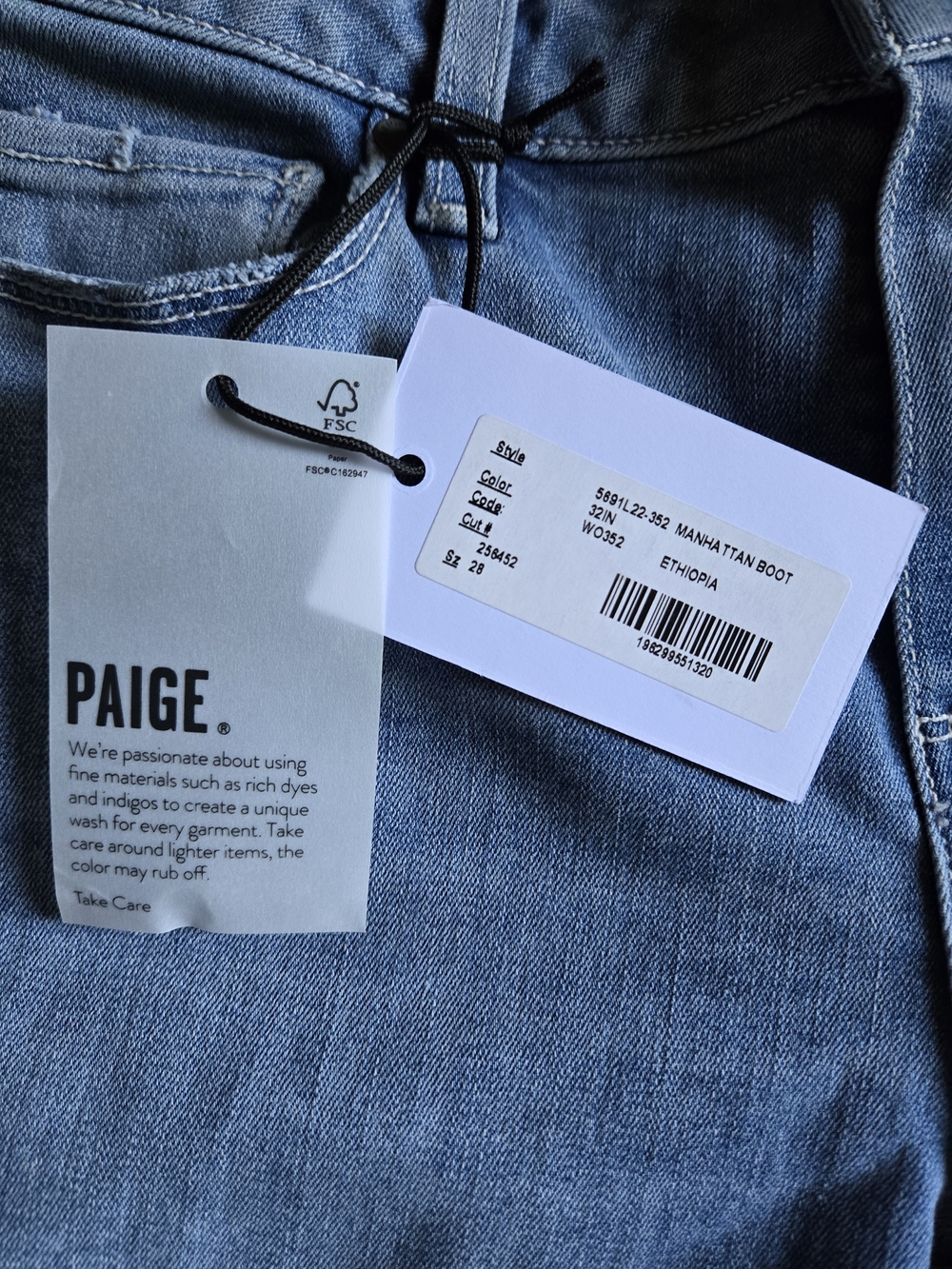 NWT- PAIGE Mid Rise Manhattan 32" Bootcut Jean Women's Size 28 - Picture 10 of 14